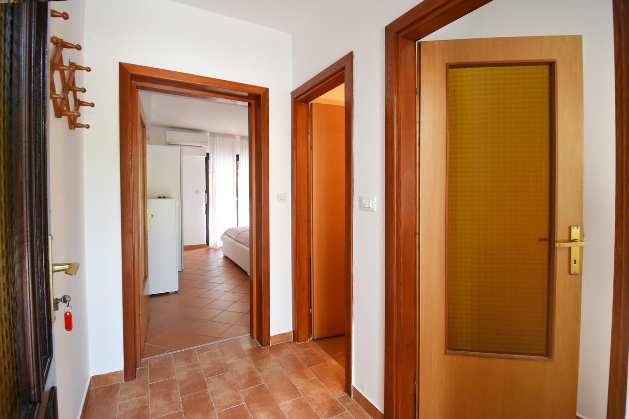 Apartment Sambris No 1 Vrsar Exterior foto